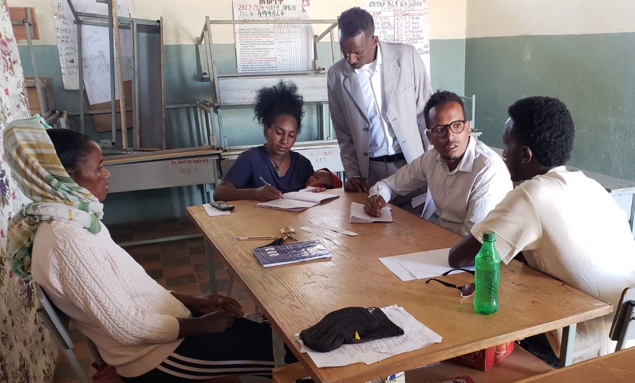 Teachers and teacher educators in discussion