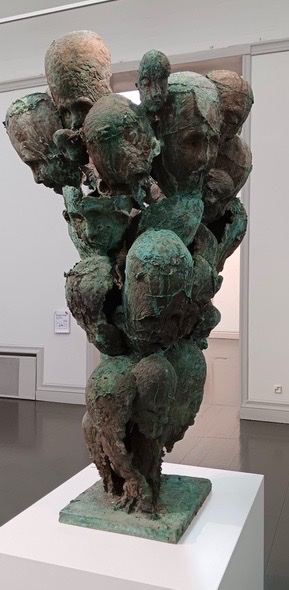 Photo of sculpture by Tommi Toija, a contemporary sculptor from Finland. Source: Photo taken by Susan Wiksten in 2025