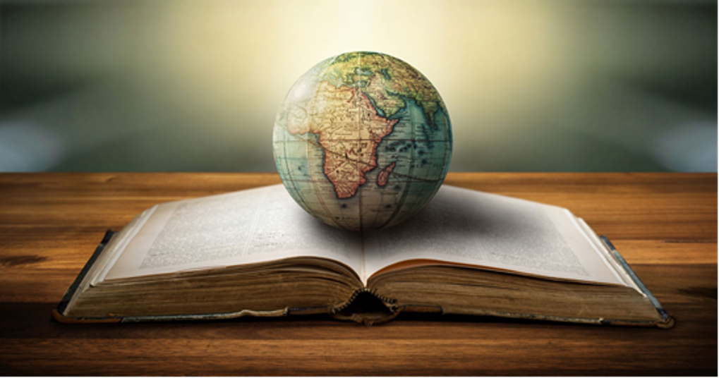 Jordklode i en åpen bok