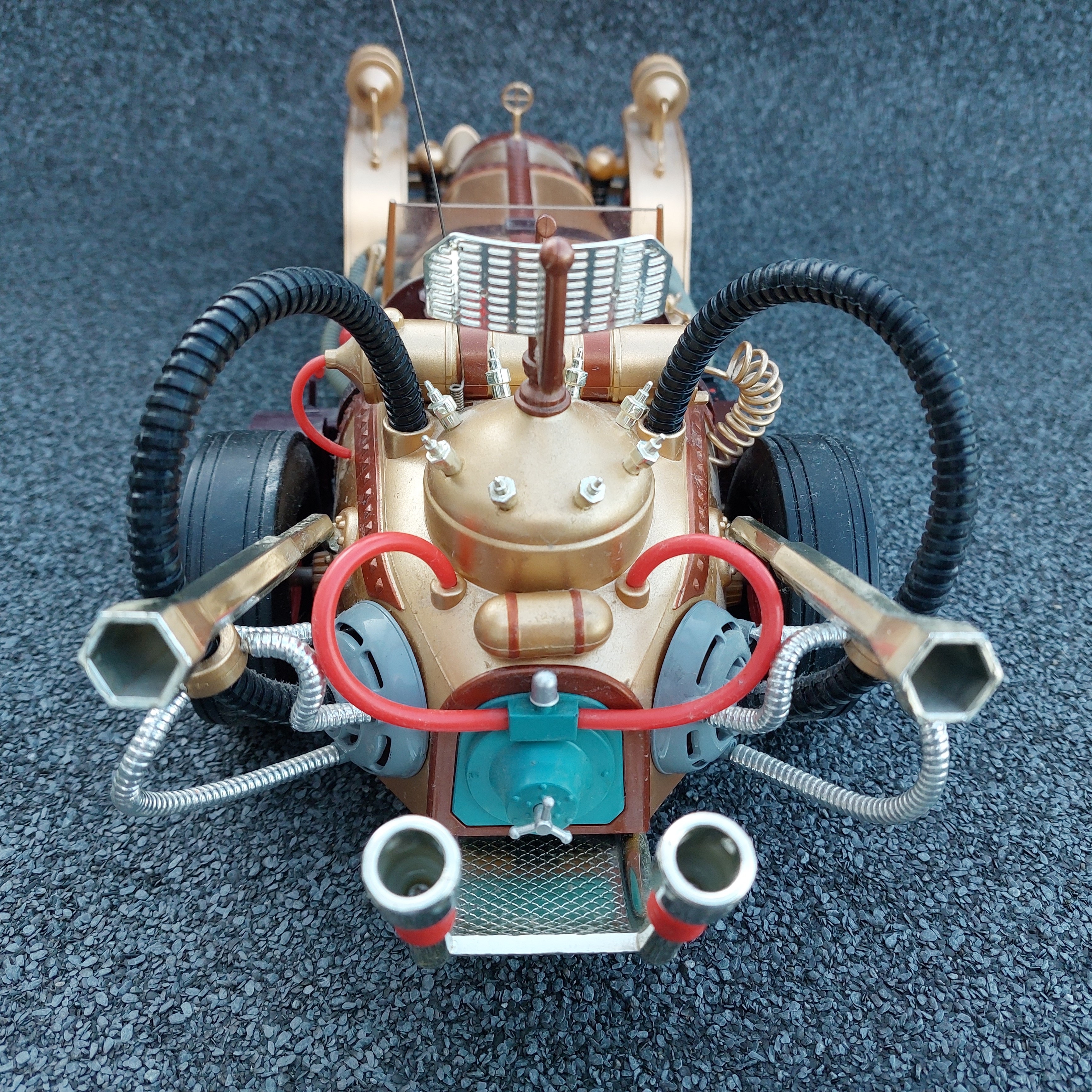 Modell av racerbilen El Tempo Gigante